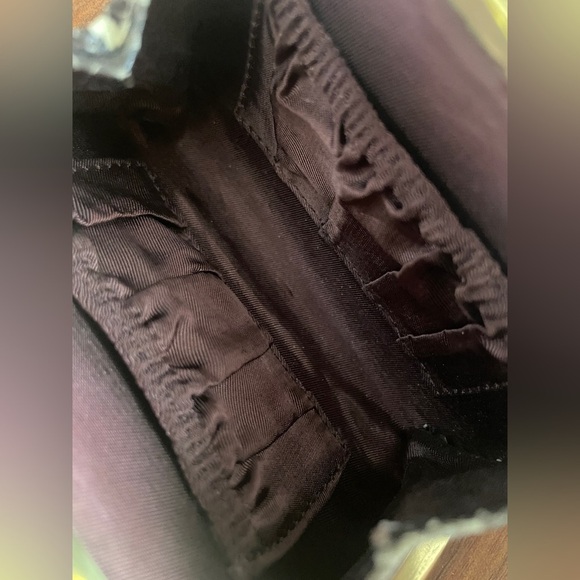 Vintage 1960s Genuine Snakeskin Kisslock Closure Mini Coin Bag in Raspberry Pink - Picture 6 of 12